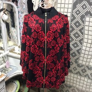 Vintage style cape with gold zipper